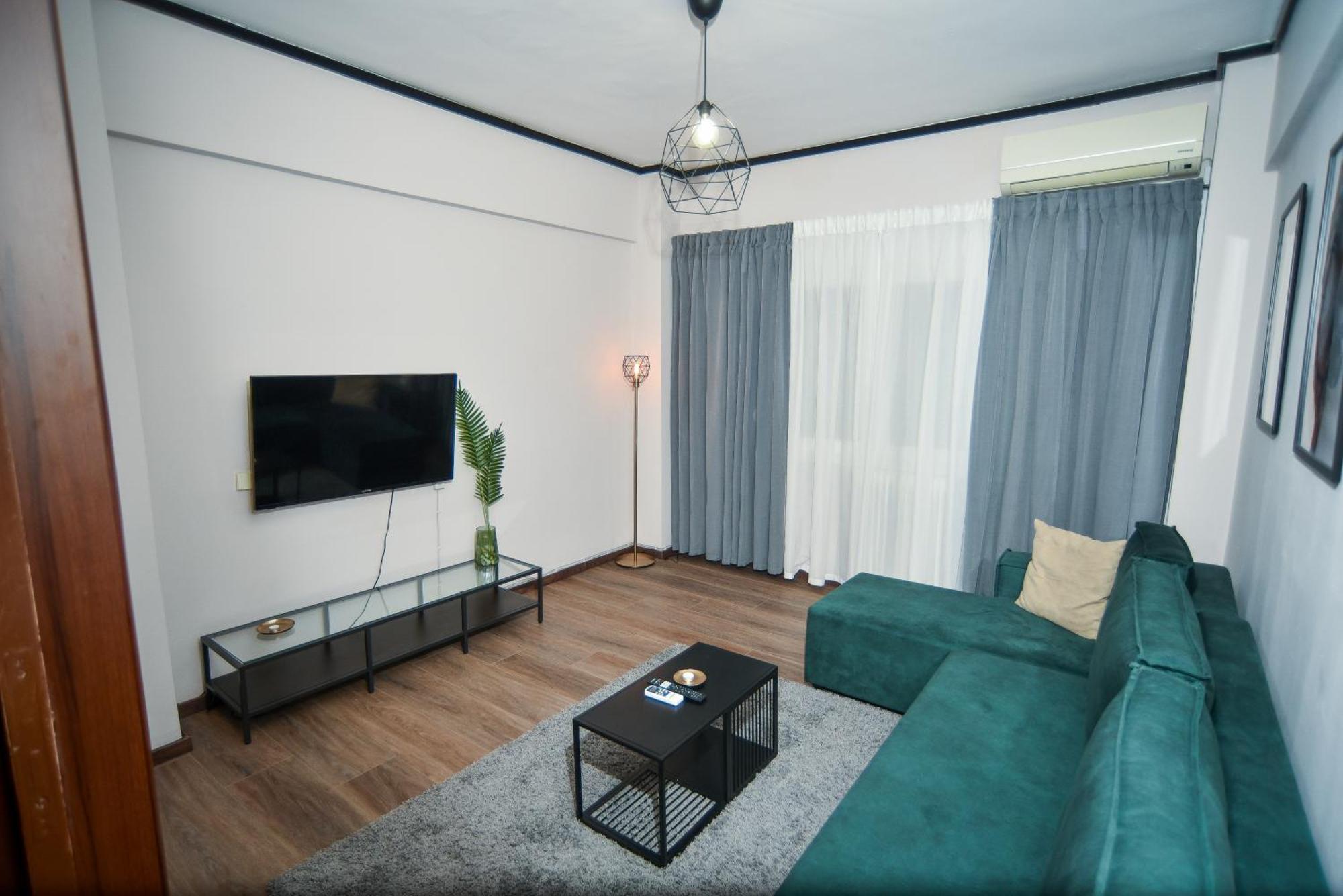 Appartement Black And White 1 *