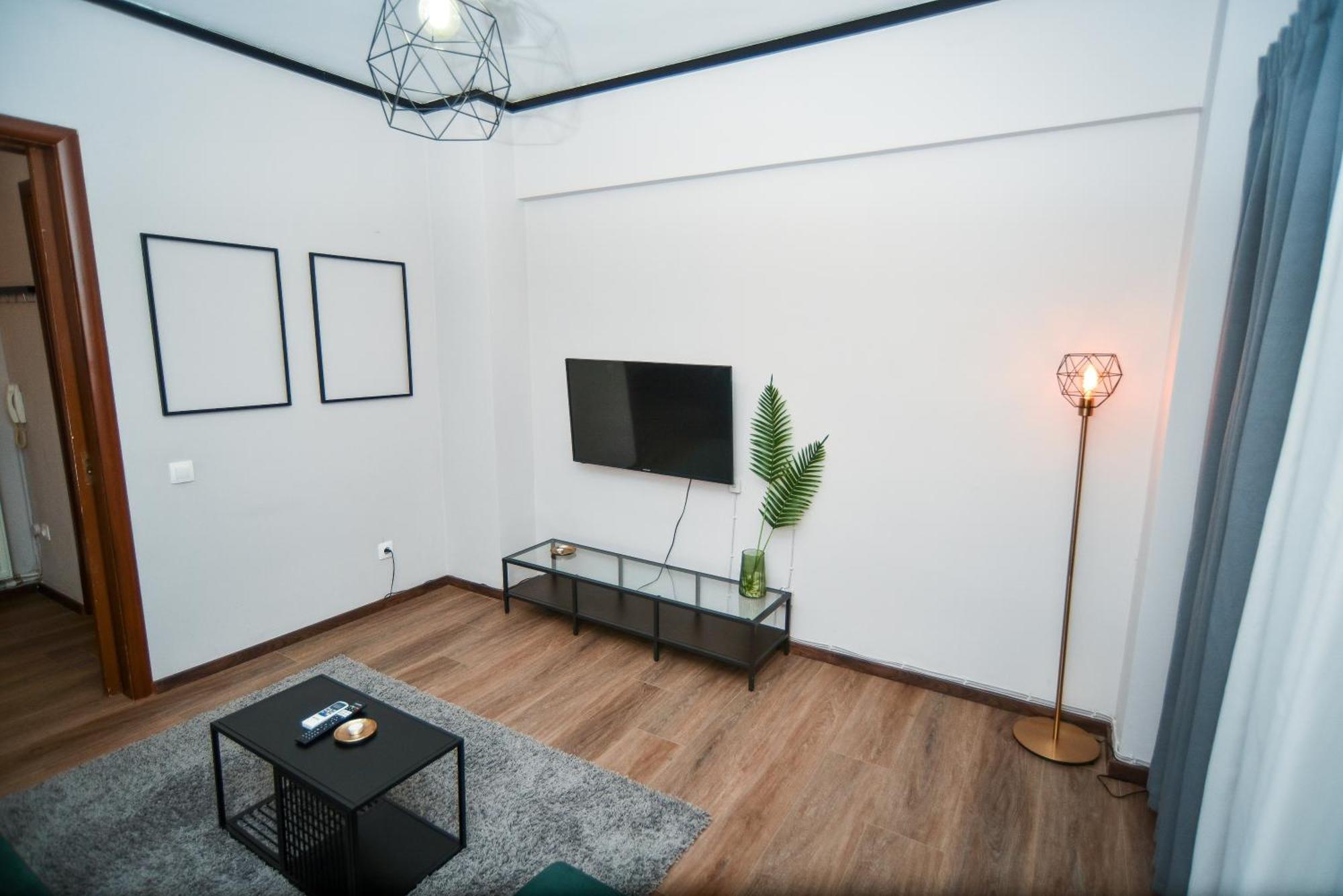 Appartement Black And White 1 *